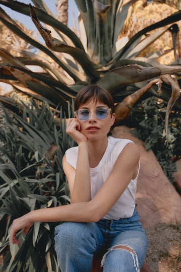 Descubre las Gafas con Lentes de Colores: Estilo, Protección y Personalidad